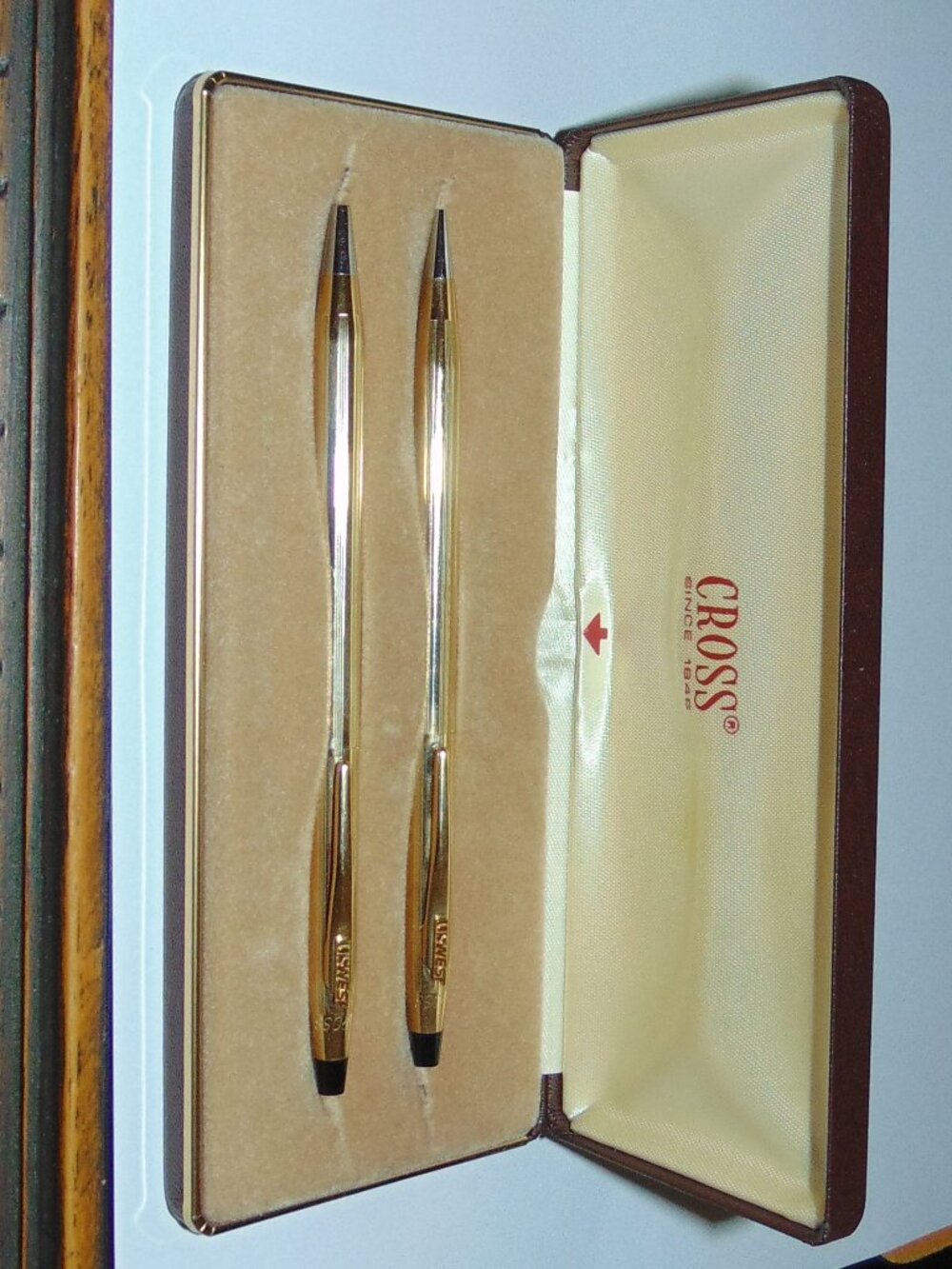 VINTAGE GOLD CROSS 10K GF PEN/PENCIL SET